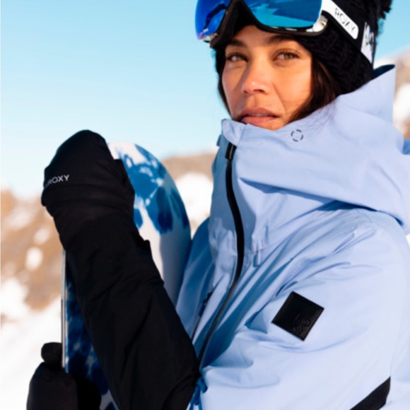 GORE-TEX® Stretch Pure Lines Insulated Snow Jacket - Picture 4 of 5